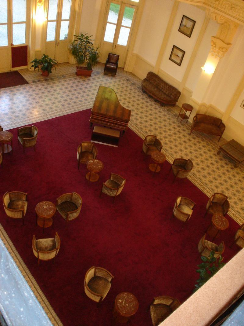 Terres De France - Appart'Hotel Le Splendid อัลวาร์ ภายนอก รูปภาพ